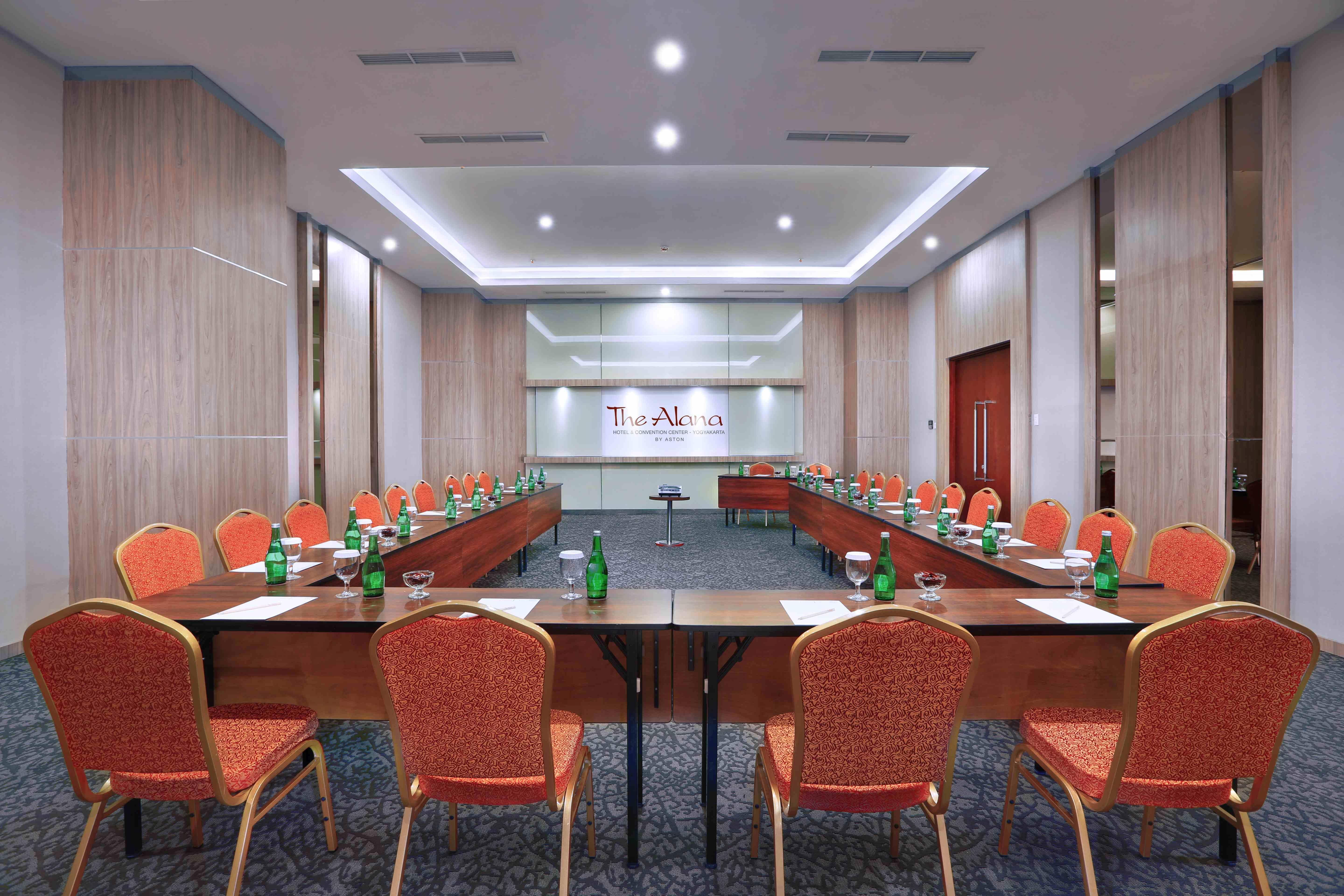 The Alana Yogyakarta Hotel And Convention Center Sleman  Dış mekan fotoğraf
