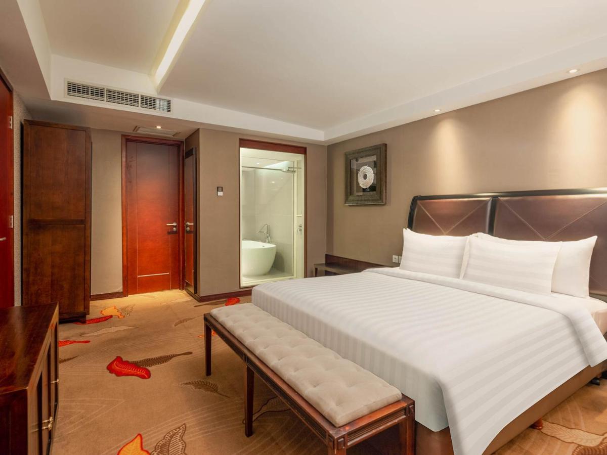 The Alana Yogyakarta Hotel And Convention Center Sleman  Dış mekan fotoğraf