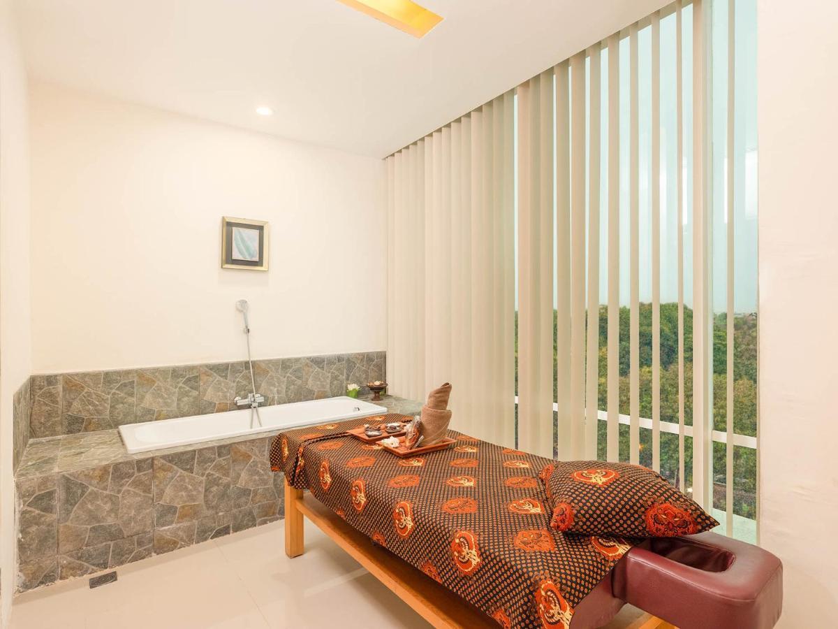 The Alana Yogyakarta Hotel And Convention Center Sleman  Dış mekan fotoğraf