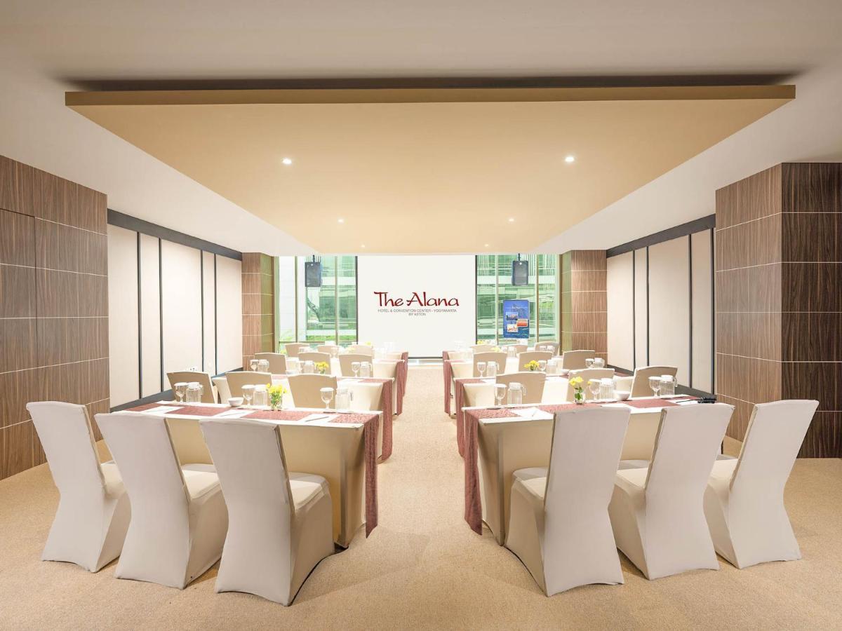 The Alana Yogyakarta Hotel And Convention Center Sleman  Dış mekan fotoğraf