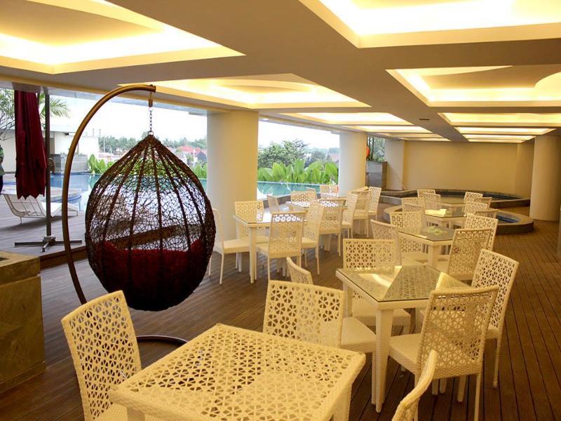 The Alana Yogyakarta Hotel And Convention Center Sleman  Dış mekan fotoğraf